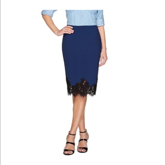 G.I.L.I. Dresses & Skirts - G.I.L.I. Milano Ponte Pencil Skirt with Lace Trim